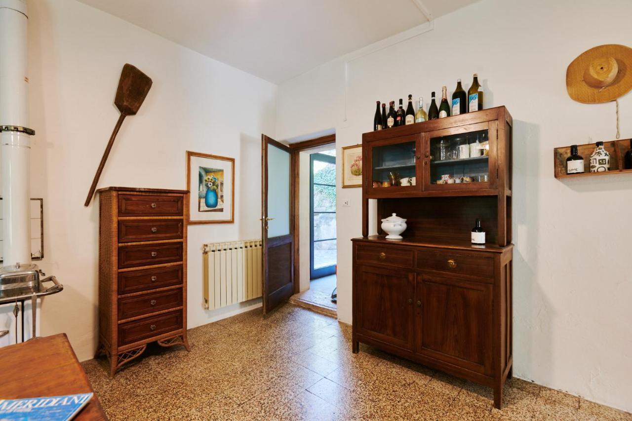 トスコラーノ・マデルノ Casa Lumeヴィラ エクステリア 写真