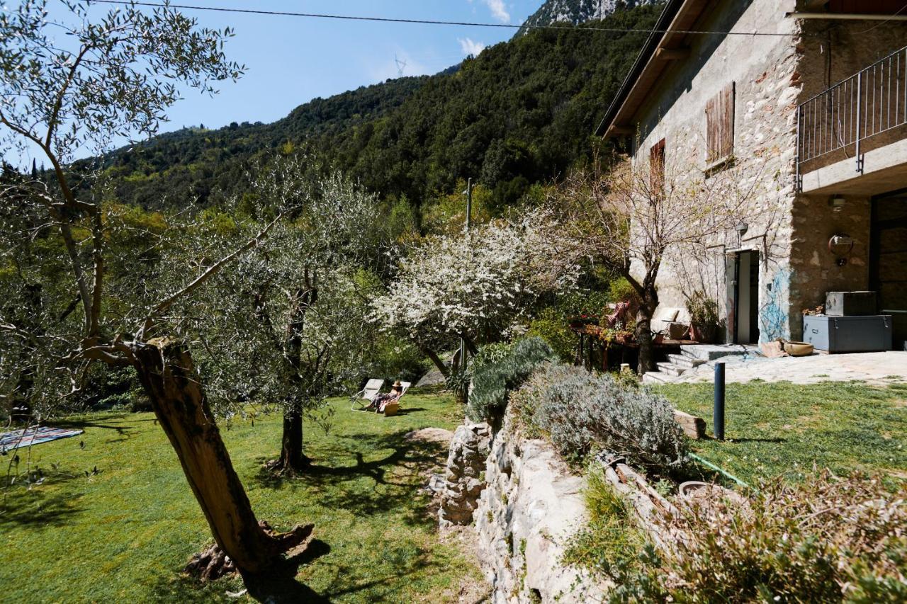 トスコラーノ・マデルノ Casa Lumeヴィラ エクステリア 写真