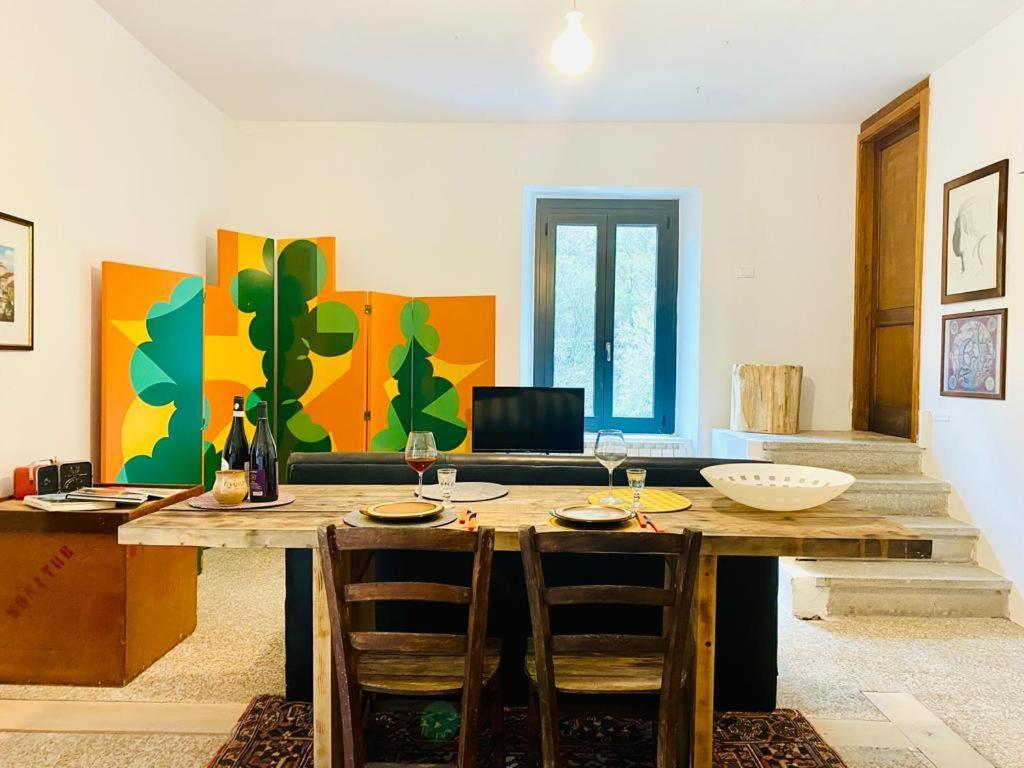 トスコラーノ・マデルノ Casa Lumeヴィラ エクステリア 写真