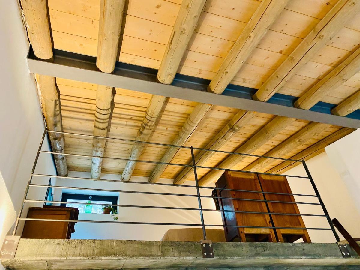 トスコラーノ・マデルノ Casa Lumeヴィラ エクステリア 写真